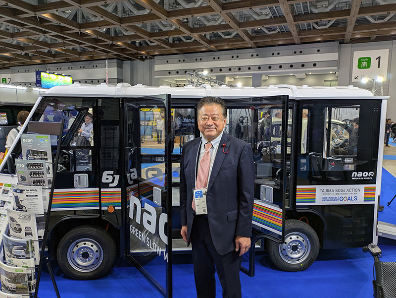 2025年国際福祉機器展示場にて新タイプのグリーンスローモビリティ